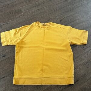 Mustard yellow oversized men’s t-shirtt from sweatshirt fabric